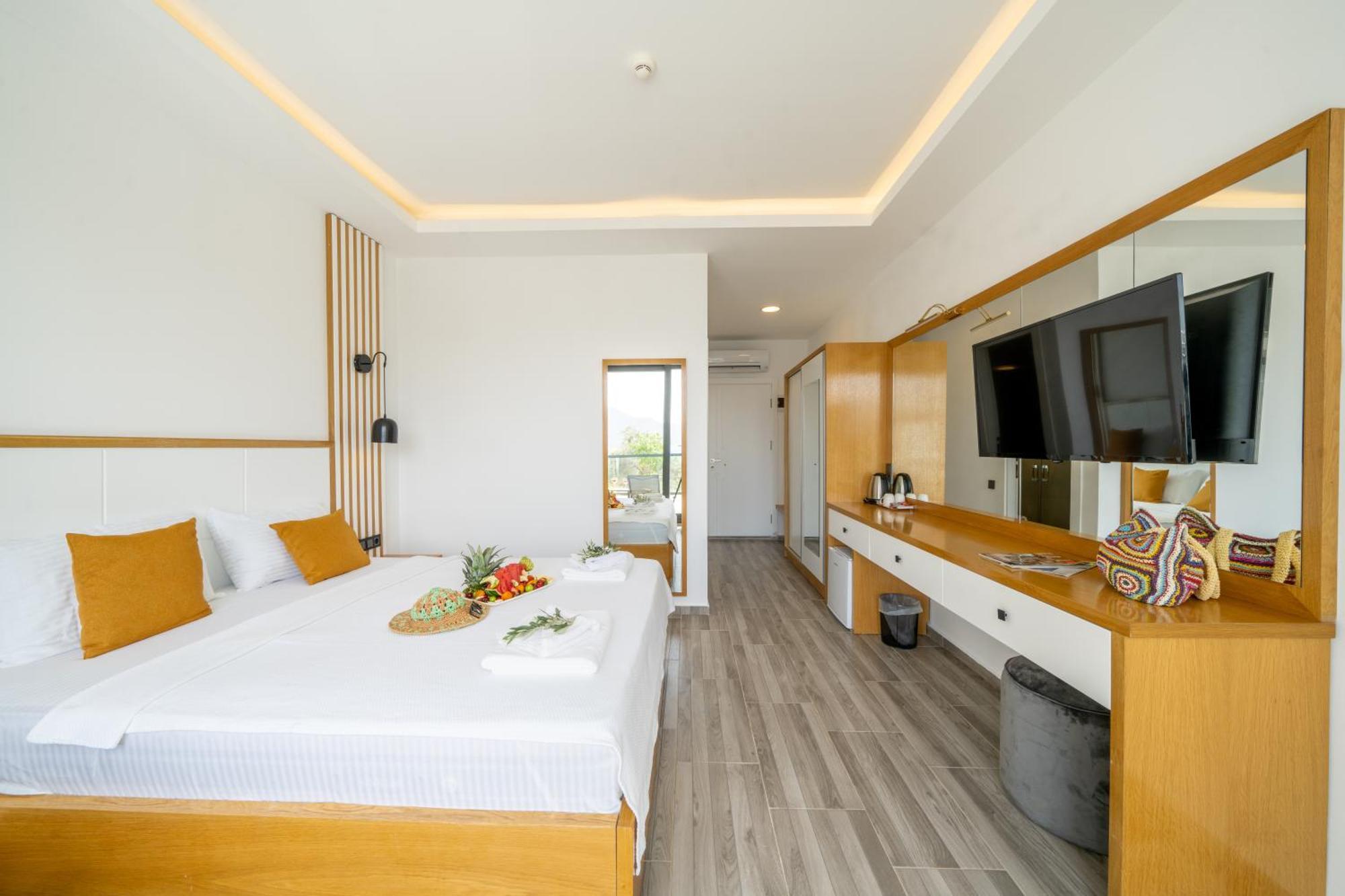 Kalkan Beach Park Hotel Kaş Exterior photo